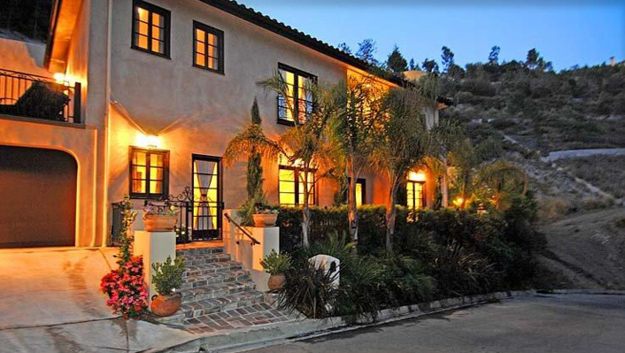 Tuscan Living in Beverly Hills